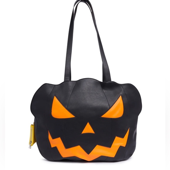 Black pumpkin weekender wicked bag new never used NWT Halloween goth treats - Picture 3 of 3